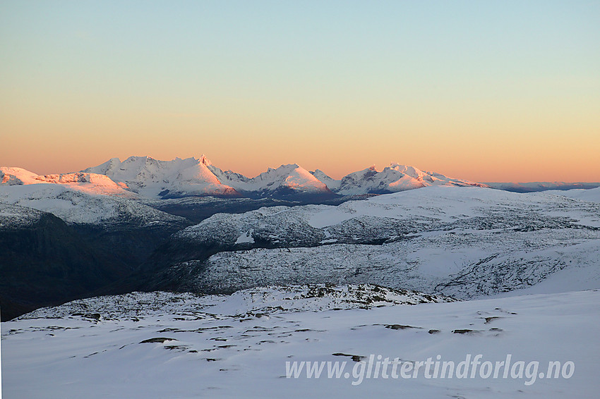 Solnedgang over Hurrungane sett fra Steineggi.