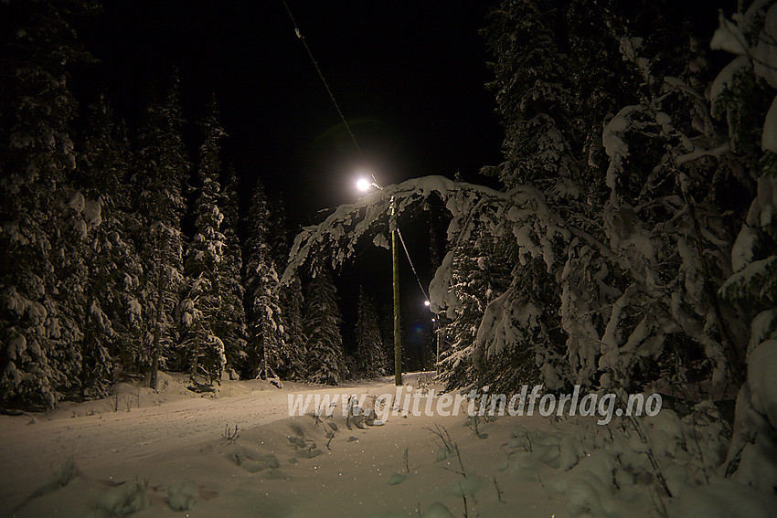 Lysløypa mellom Skrautvål Skisenter og Fagernes lufthavn Leirin.