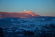 2012020620300012.jpg